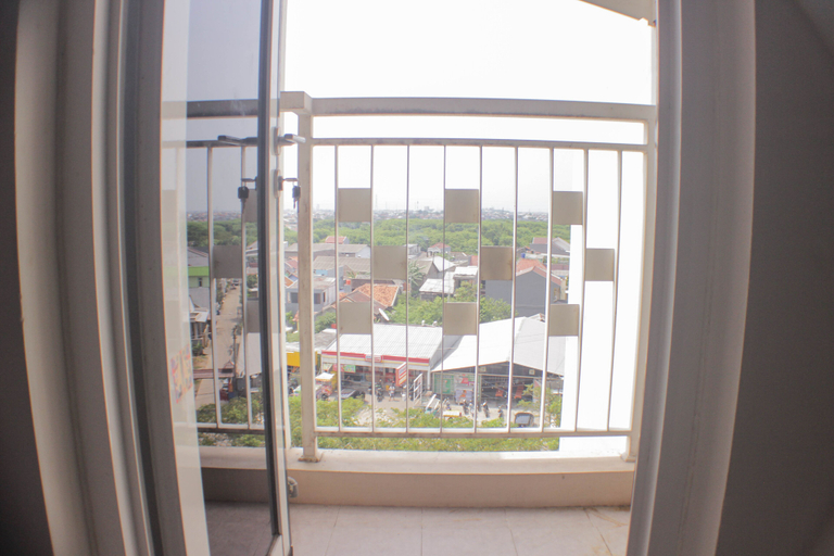 Exterior & Views, Modern And Cozy Studio At Springlake Summarecon Bekasi Apartment, Bekasi