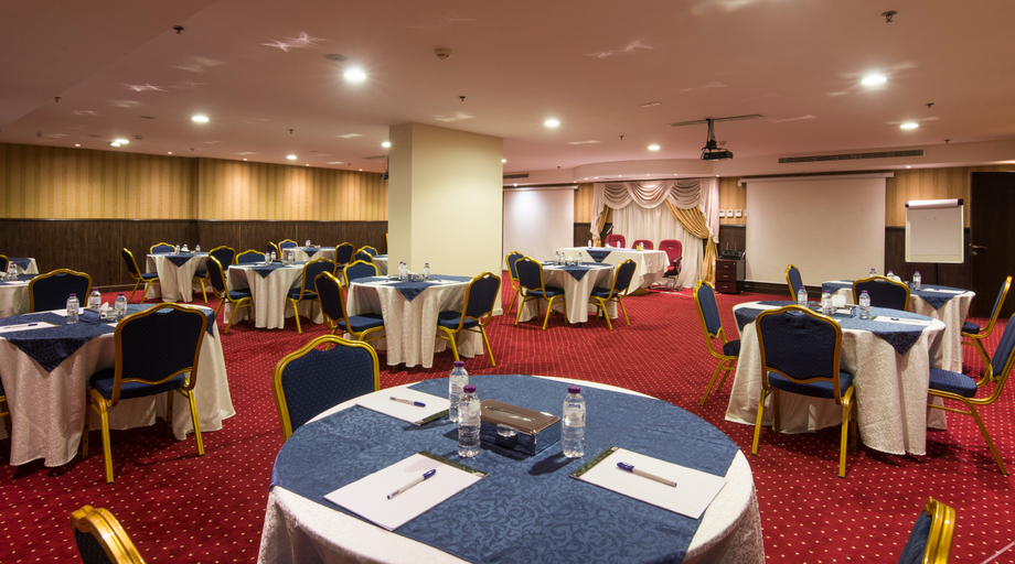 Food & Drinks 3, Lahoya Hotel Suites, Jeddah