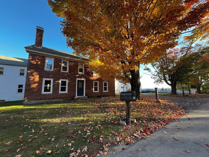 Exterior & Views 1, Blue Bear inn, Hillsborough