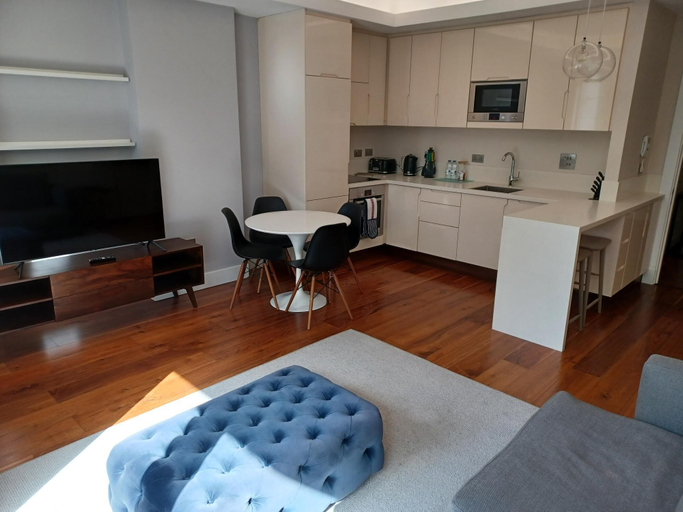 Others 5, Grays Inn by Aeria Apartments, London