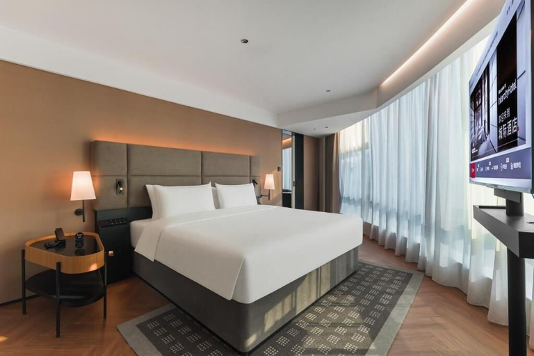 View from room 5, Intercity Hotel Guangzhou Tianhe TaiKoo Hui, Guangzhou