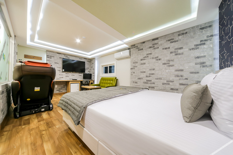 Bedroom 2, Daegu Gyeongbuk University Sweet Hotel, Buk