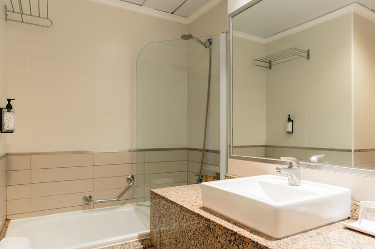 Bathroom 5, Moon Dreams Atlantic, Baleares