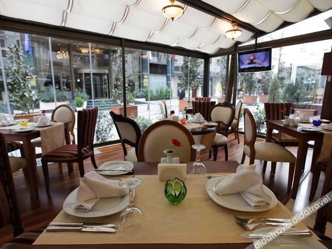 Food & Drinks 5, Nova Plaza Park Hotel, Beyoğlu