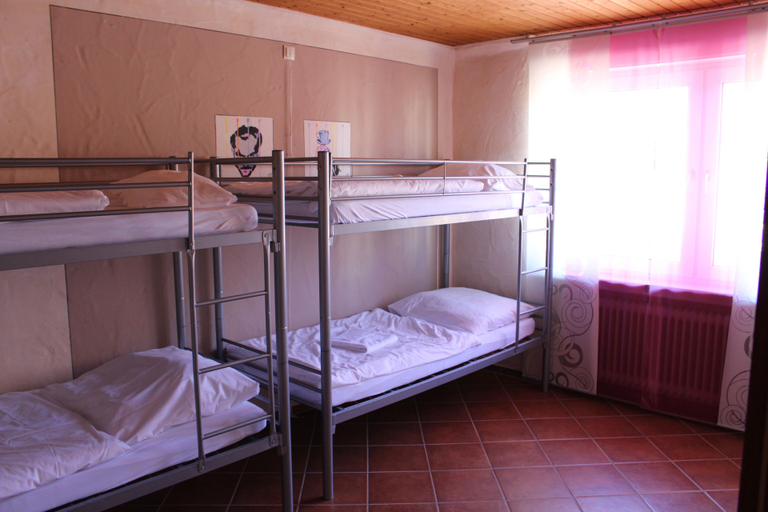 Others 3, Hotel Pastis, Mayen-Koblenz