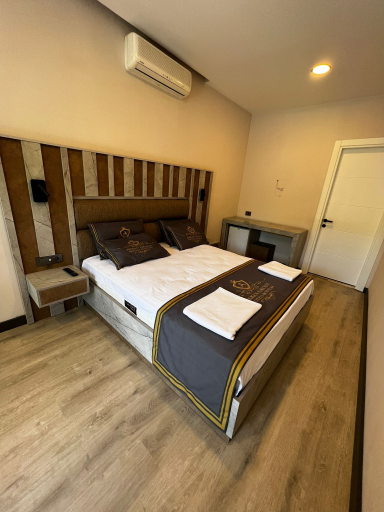 Others 5, By Akkan, Bodrum
