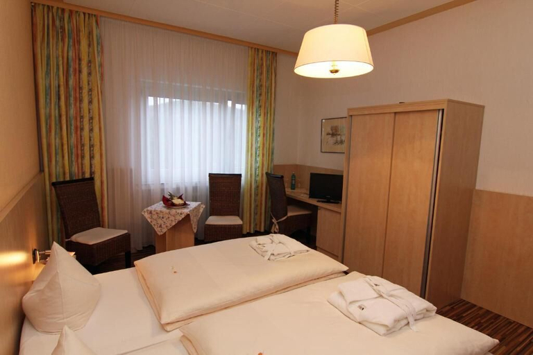 Others 5, Hotel Lahnblick, Siegen-Wittgenstein