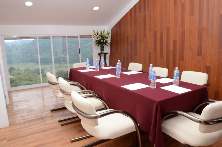 Others 5, HOTEL FOREST, Huauchinango