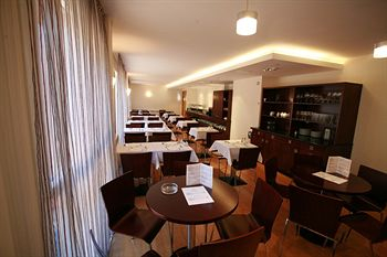 Others 5, Hotel Obaga Blanca