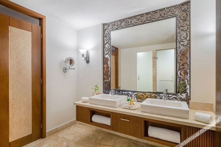Bathroom, Dreams Acapulco Resort & Spa - All Inclusive, Acapulco de Juárez
