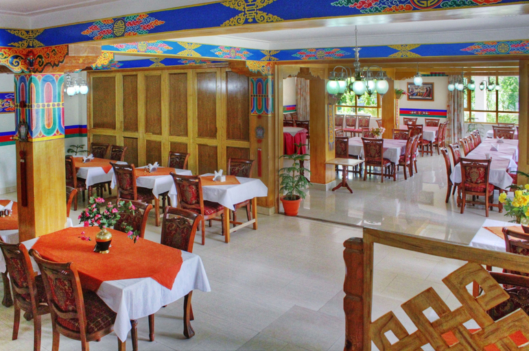 Food & Drinks 5, Hotel Caravan Centre, Leh