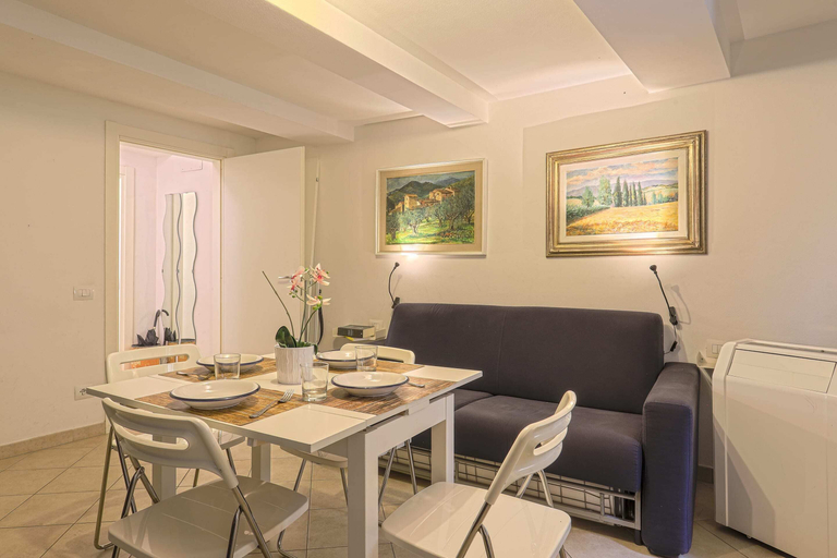 Others 5, Delightful Suite, Florence