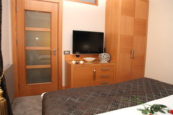 Others 5, Heya Hotel, Beyoğlu