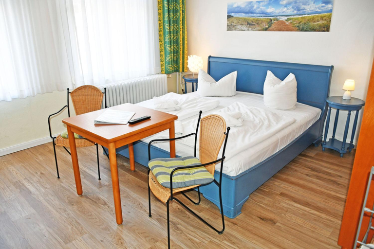 Bedroom 1, Wilhelms Hostel im Ostseebad Sellin, Vorpommern-Rügen