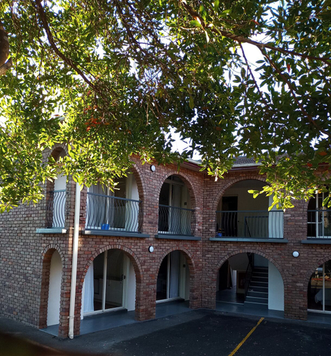 Exterior & Views 2, Bay House Motel, Wyong - South and West
