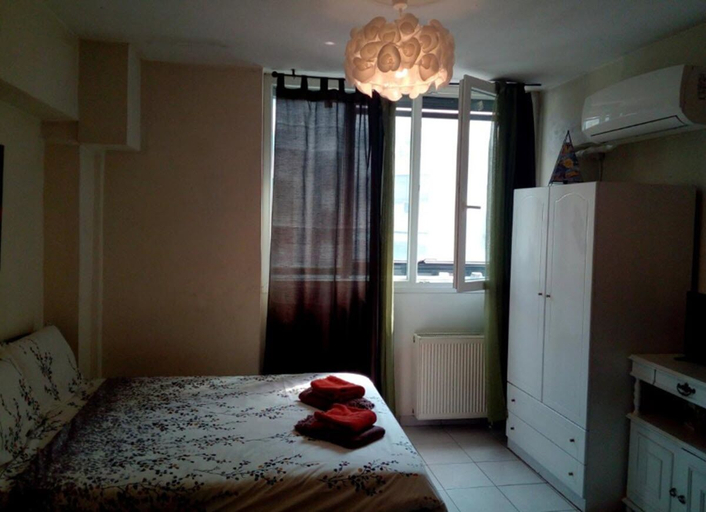 Others 5, Ladadika Studios, Central Macedonia