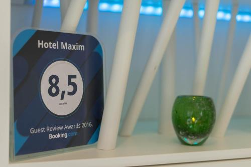 Others 5, Hotel Maxim, Mettmann