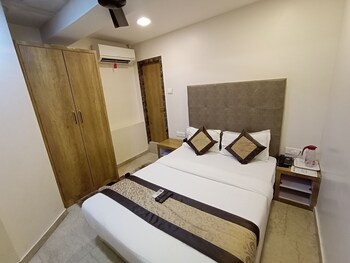 Others 2, Colaba Suites, Mumbai City