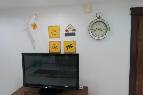 Others 2, Loft 3, Perlis