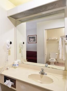 Others 2, Americas Best Value Inn Smackover, Union
