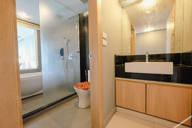 Bathroom, Hubtel Patong Suite, Phuket Island