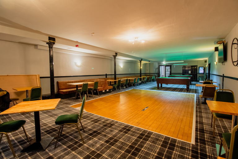 Food & Drinks 5, The Ben Mhor, Highland