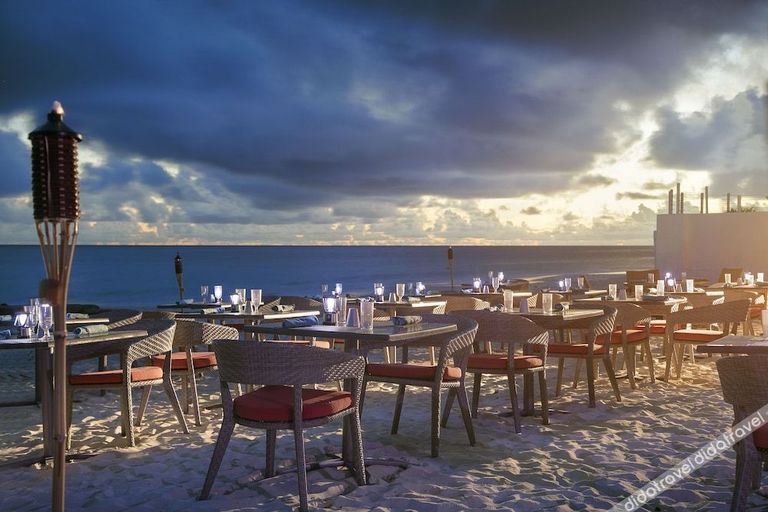 Food & Drinks 5, Luxury Collection at Sea Breeze Beach House by Ocean Hotels