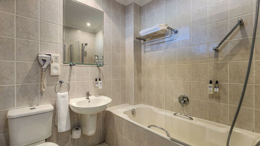 Bathroom 3, Blue Peter Hotel, City of Cape Town
