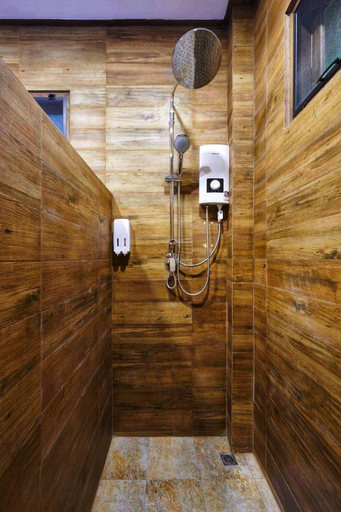Bathroom 3, Samoeng Center, Samoeng