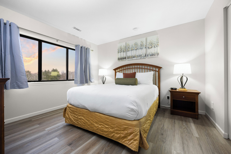 Bedroom 3, Lakeview Golf Retreat 1BDR Condo 5057, Grand Traverse