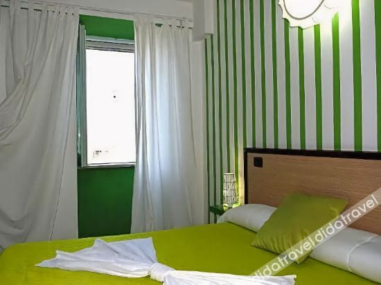 Others 4, Hotel Quadrifoglio, Salerno