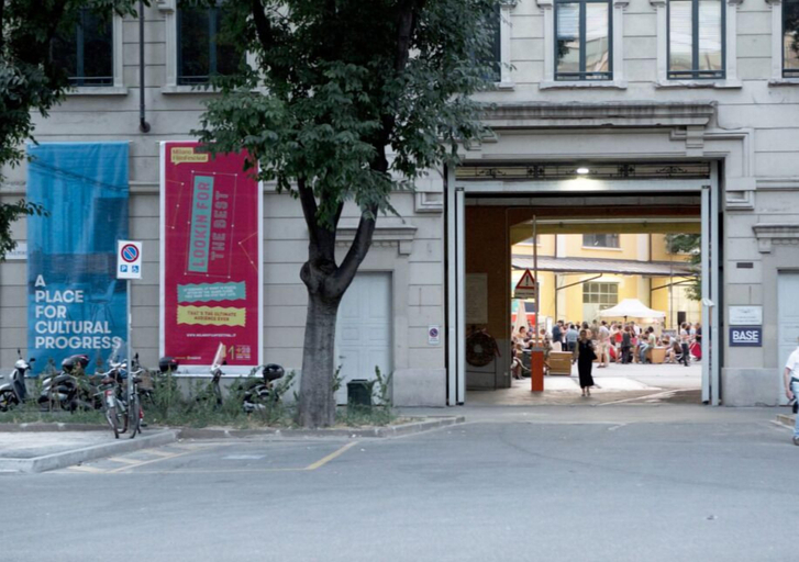 Exterior & Views, Casa Base - Hostel, Milano