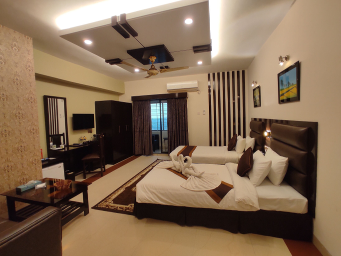Others 3, Central Inn, Dhaka