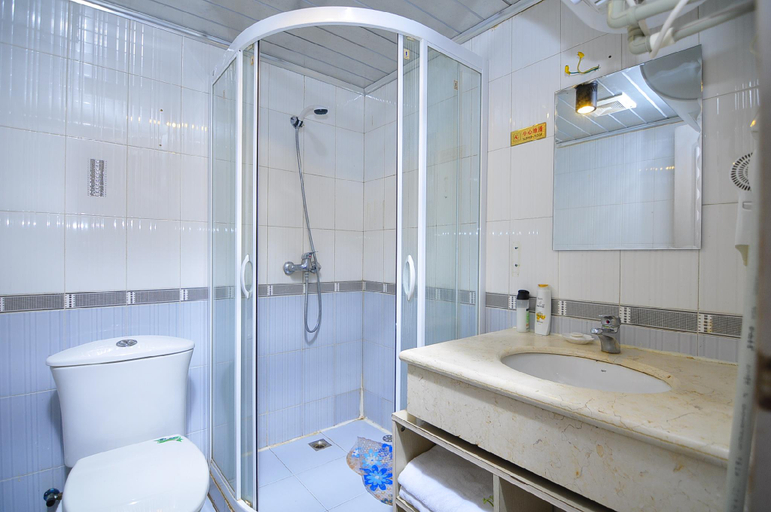 Bathroom 4, Hello Kun Ming, Kunming