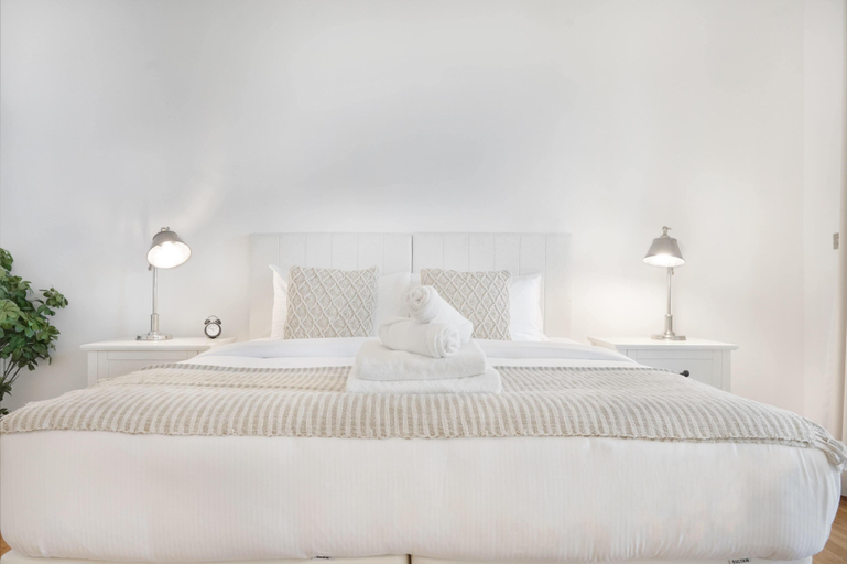 Bedroom 3, Maison Privee - Modern and Airy 2BR in Palm Jumeirah, Dubai