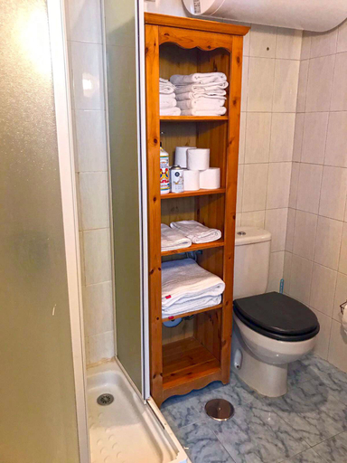 Bathroom 3, SOL- CARLOS V Apartaments, Madrid