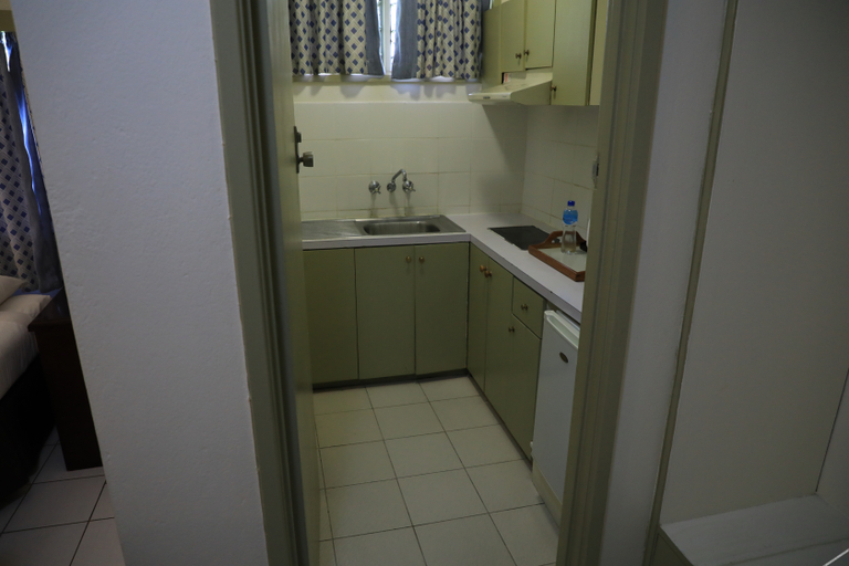Bathroom 3, Huon Gulf Hotel & Apartments, Lae