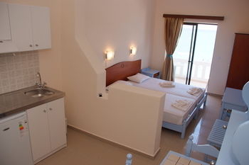 Others 3, Mandy Suites, Crete