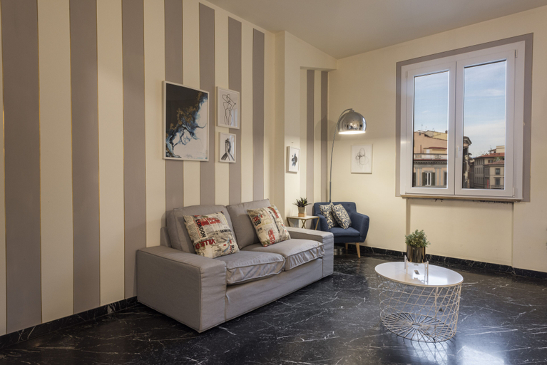 Others 2, Oriuolo Prestige by Mmega, Florence