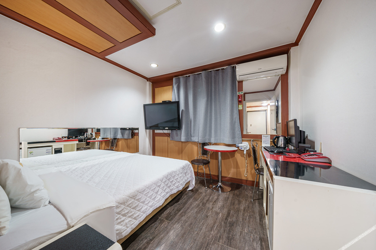 Bedroom 4, Sangbong M, Jungnang