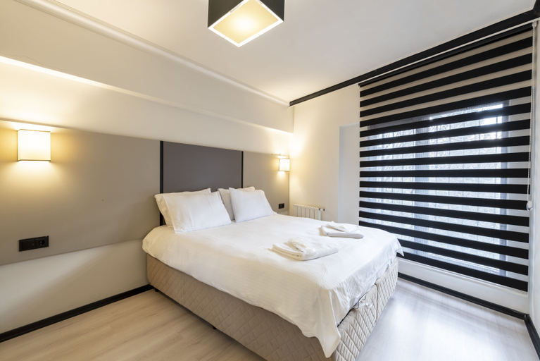 Bedroom 2, Global Suites Hotel, Beyoğlu