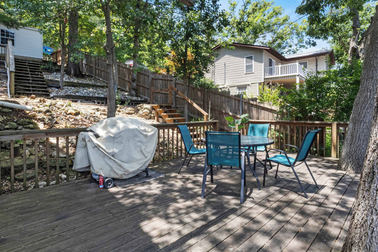 Outdoor dining 5, Lakefront Home With Huge Views and Great Fishing, Miller