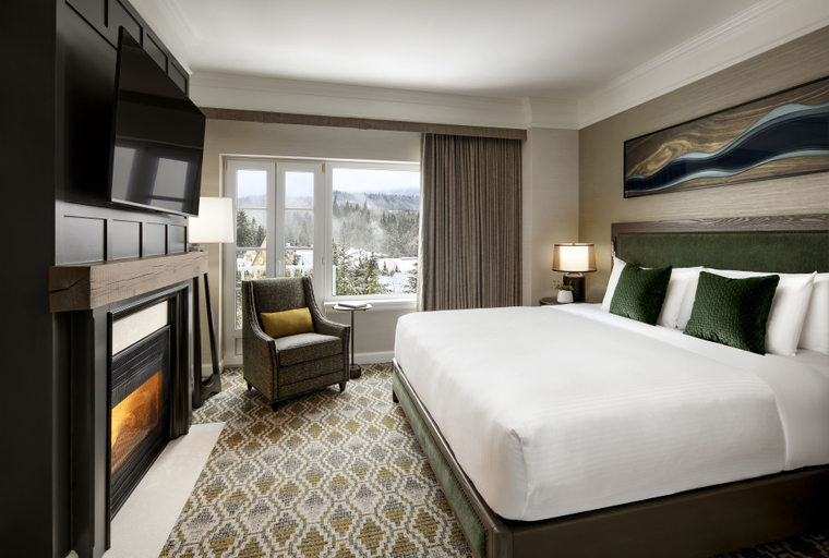 Bedroom 3, Fairmont Chateau Whistler Gold Experience, Squamish-Lillooet