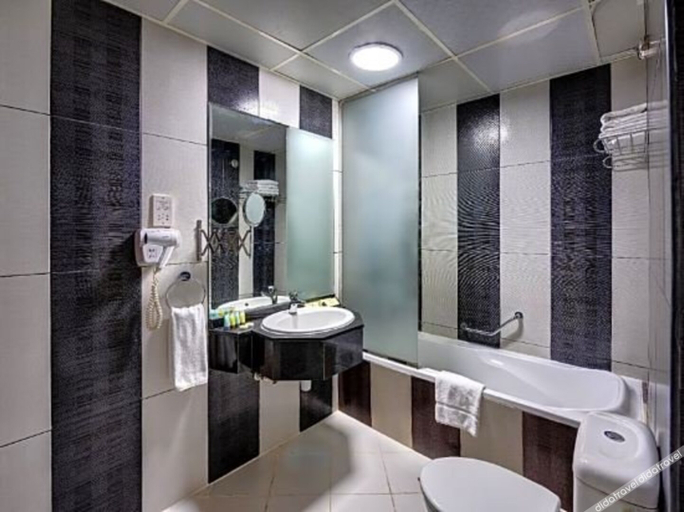 Bathroom 4, Delmon Boutique Hotel, Dubai