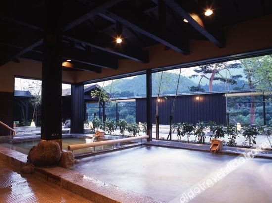 Others 5, Happu Bekkan, Higashiōmi