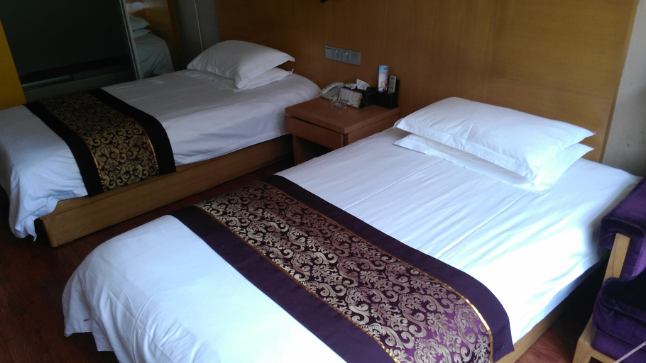 Bedroom 2, Jimao Hotel, Zhoushan