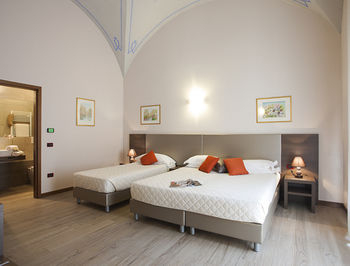 Others 5, Residence Caffe Savona, Cuneo