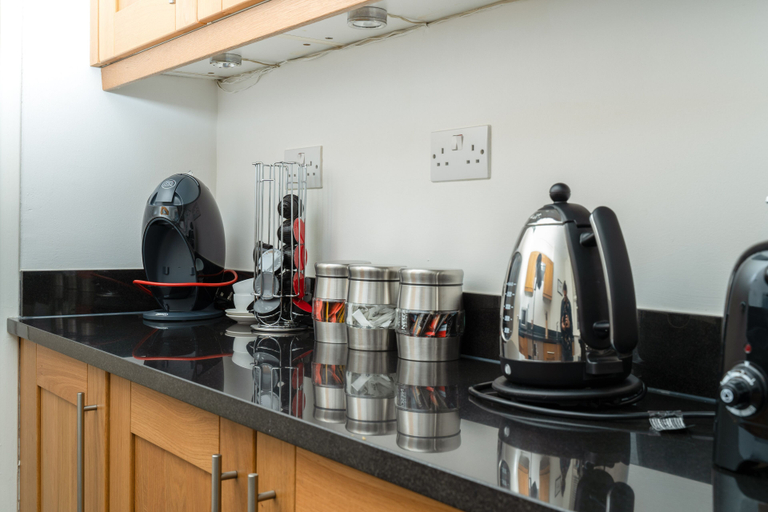 Others 3, Stay In Mayfair, London