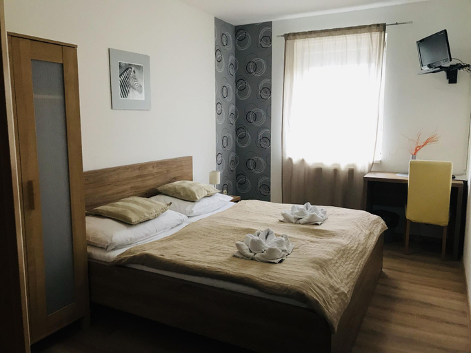 Bedroom 2, Hotel Orlan, Bratislava
