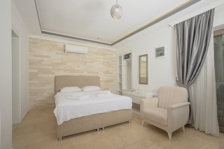 Others 2, Cedrus Suites, Kaş